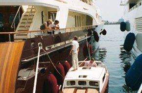 Passenger transfer vessel